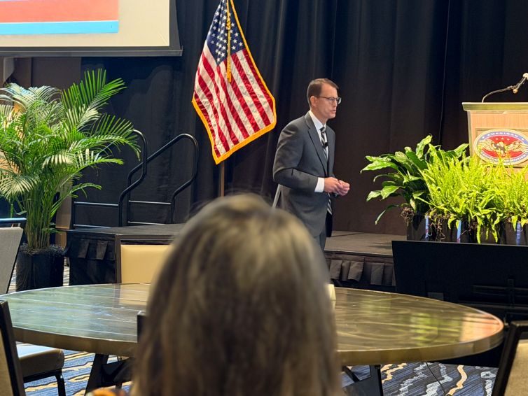 0961BCB4-82D2-4E26-AFBD-3F8B2296ECB9_1_201_a